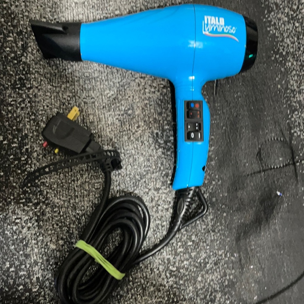 Babyliss PRO blue italo luminoso hair dryer